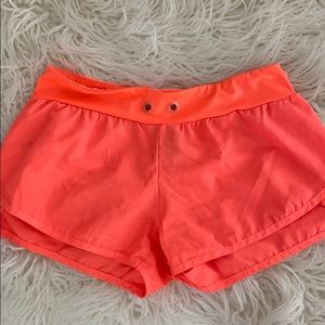Neon workout short
